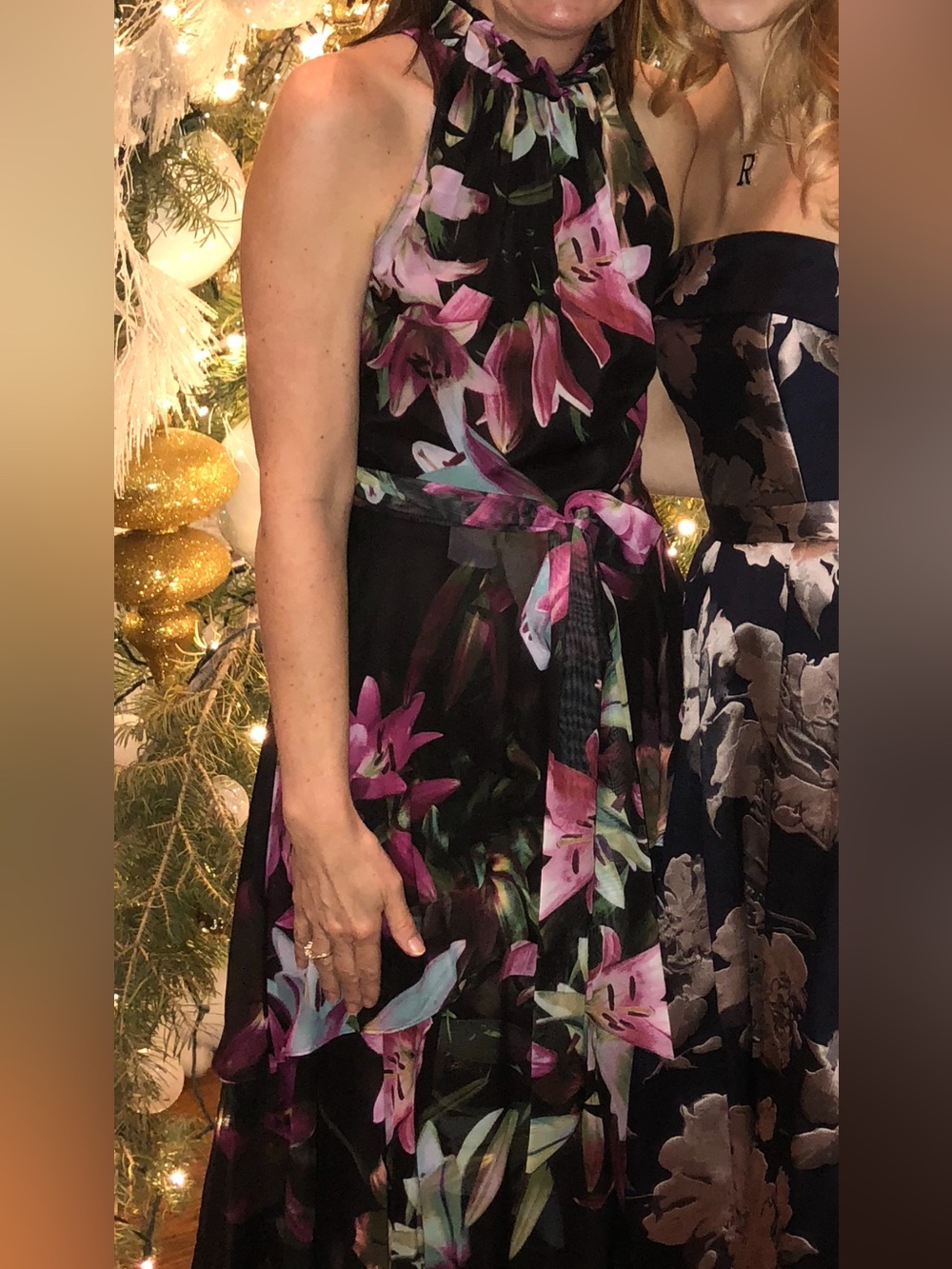 Tahari Arthur S Levine Black Floral Tiered formal dress- size 4 - Picture 10 of 10